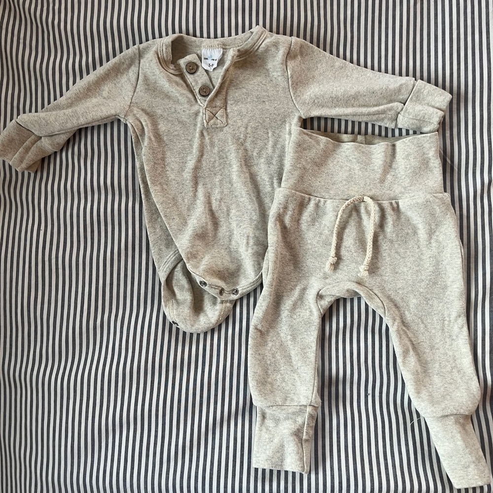 Little one shop oatmeal cozy set